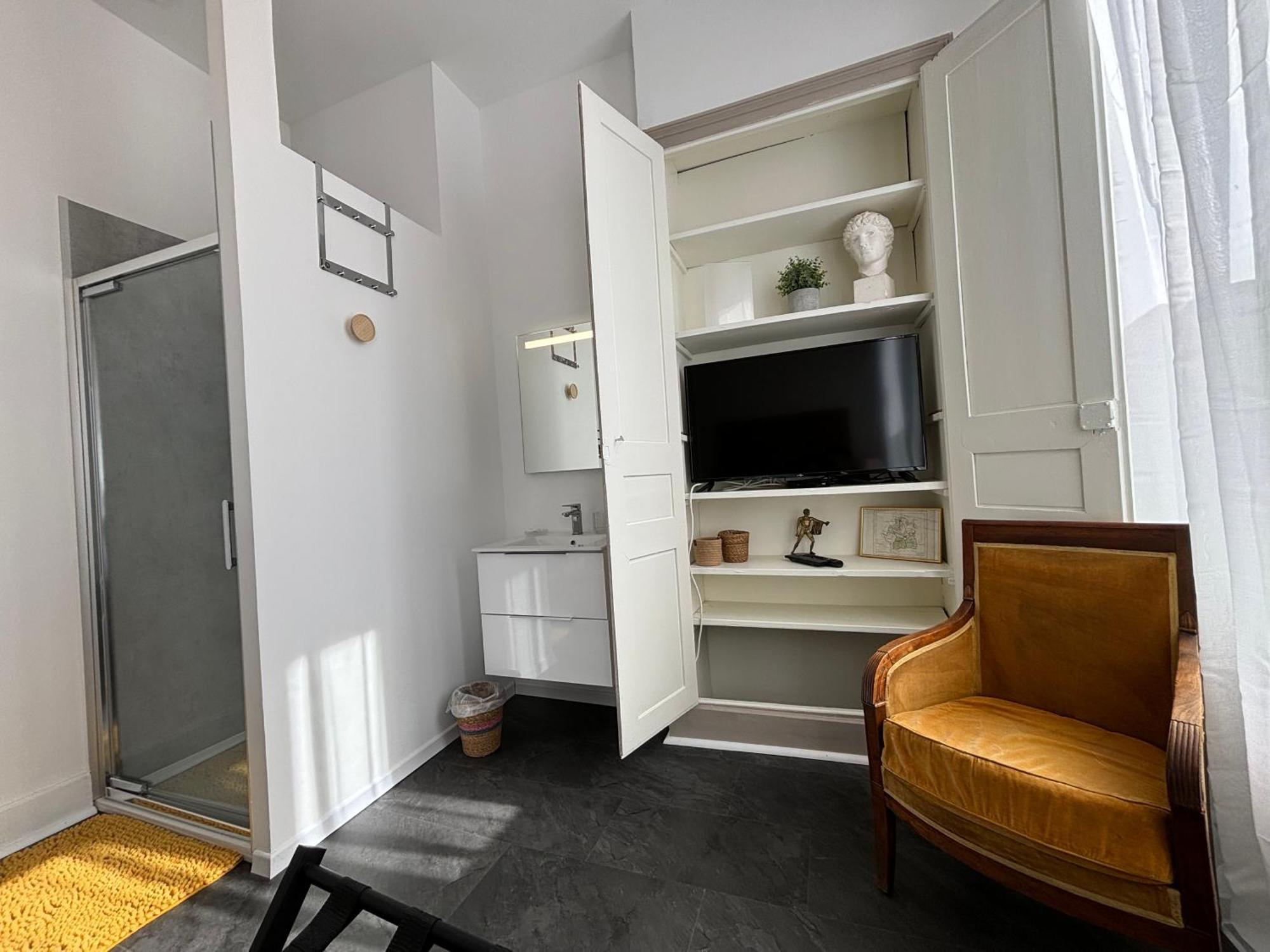 Maison A La Guitarde - Hotel Particulier Hippolyte Châteauroux 외부 사진