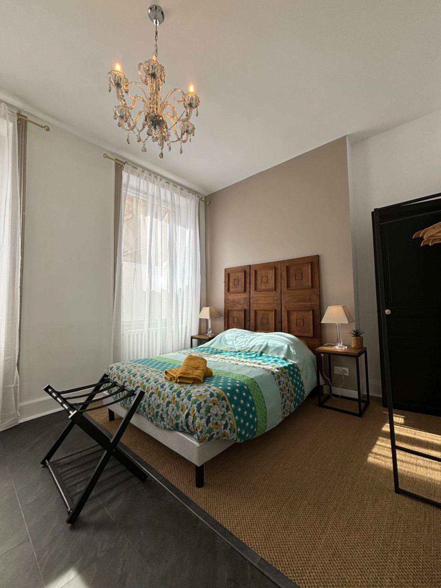 Maison A La Guitarde - Hotel Particulier Hippolyte Châteauroux 외부 사진