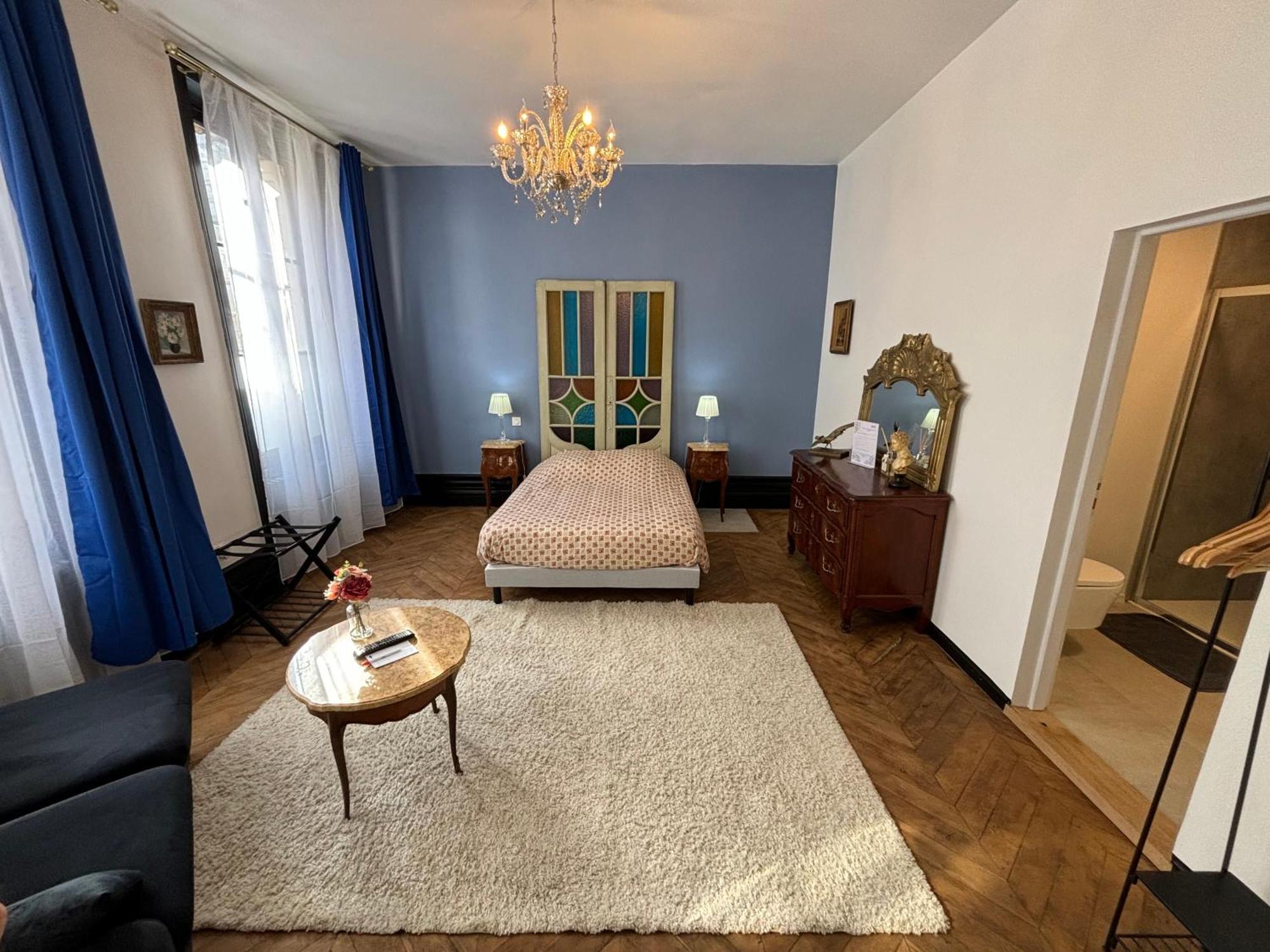 Maison A La Guitarde - Hotel Particulier Hippolyte Châteauroux 외부 사진